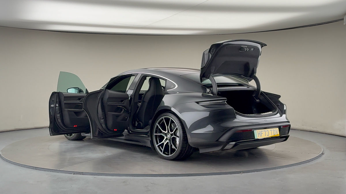 Used Porsche Taycan 2023 for sale - 76368761: Photo 45