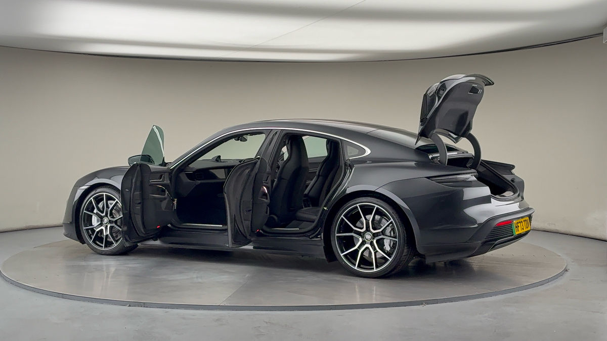 Used Porsche Taycan 2023 for sale - 76368761: Photo 47