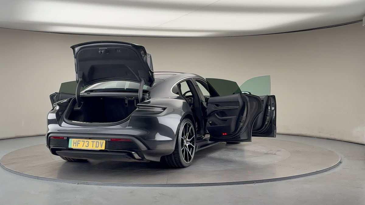 Used Porsche Taycan 2023 for sale - 76368761: Photo 61