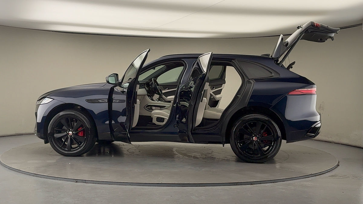 Used Jaguar F-Pace 2022 for sale - 77622190: Photo 46