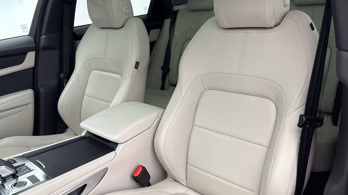 Used Jaguar F-Pace 2022 for sale - 77622190: Photo 7