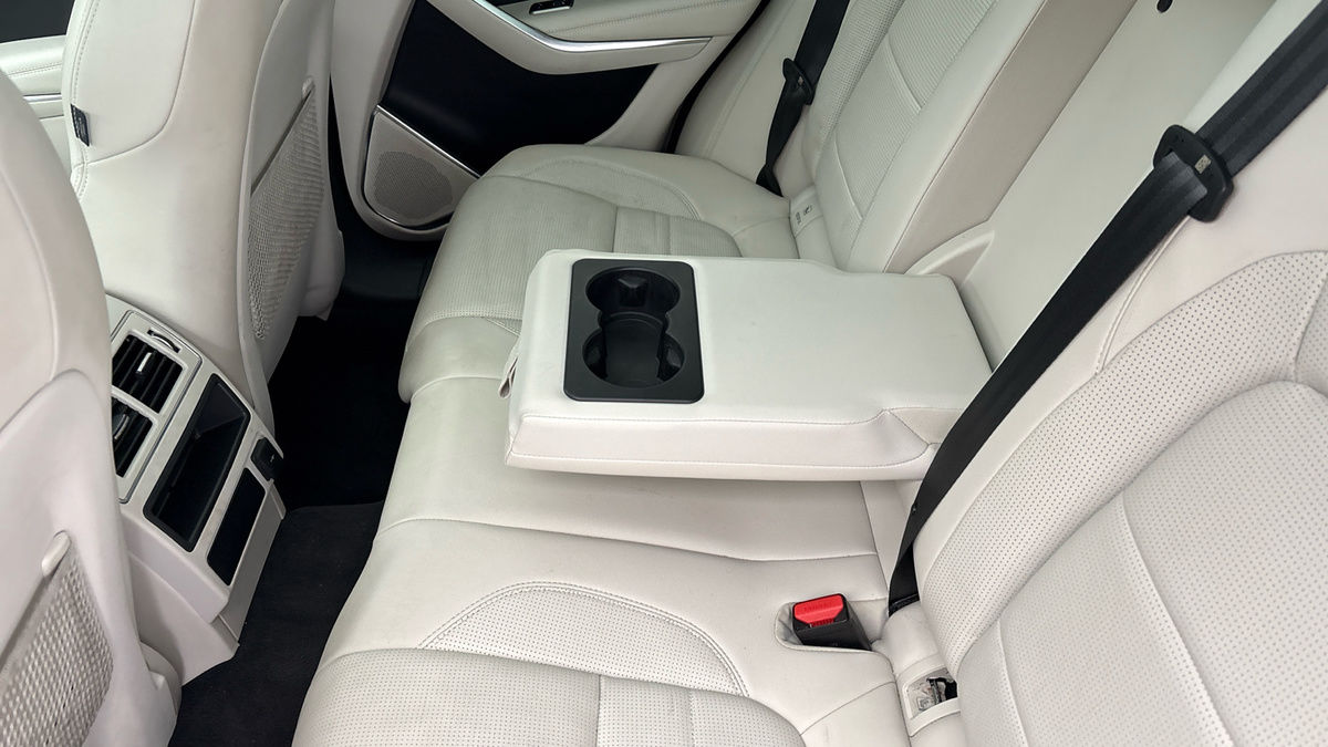 Used Jaguar F-Pace 2022 for sale - 77622190: Photo 9