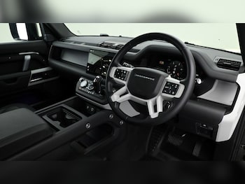 Used Land Rover Defender 110 2024 for sale - 75112242: Photo