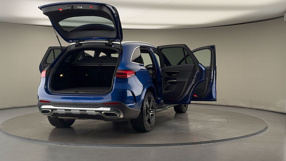 Used Mercedes-Benz GLC 2023 for sale - 76387099: Photo 59