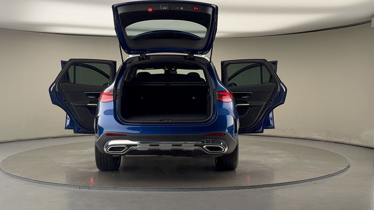 Used Mercedes-Benz GLC 2023 for sale - 76387099: Photo 60