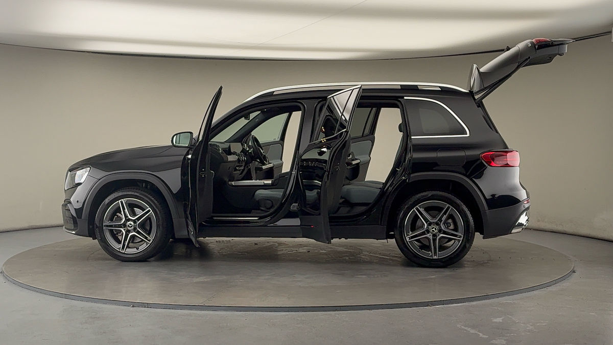 Used Mercedes-Benz GLB 2025 for sale - 76520943: Photo 47