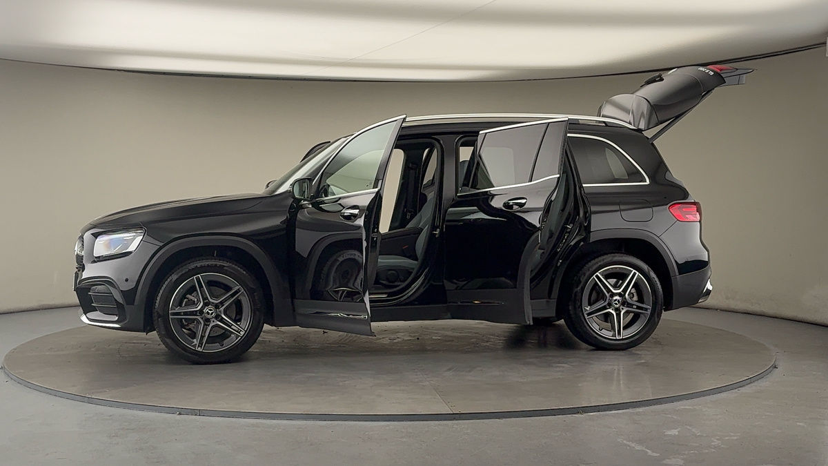 Used Mercedes-Benz GLB 2025 for sale - 76520943: Photo 48