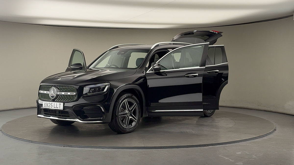 Used Mercedes-Benz GLB 2025 for sale - 76520943: Photo 50