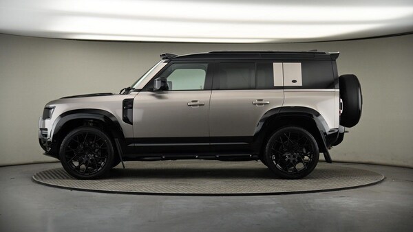 Used Land Rover Defender 110 2023 for sale - 74405385: Photo 19