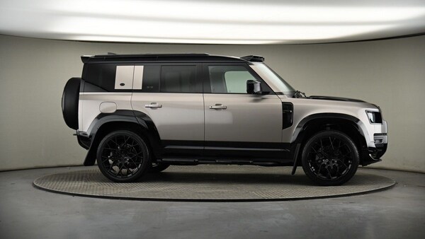 Used Land Rover Defender 110 2023 for sale - 74405385: Photo 43