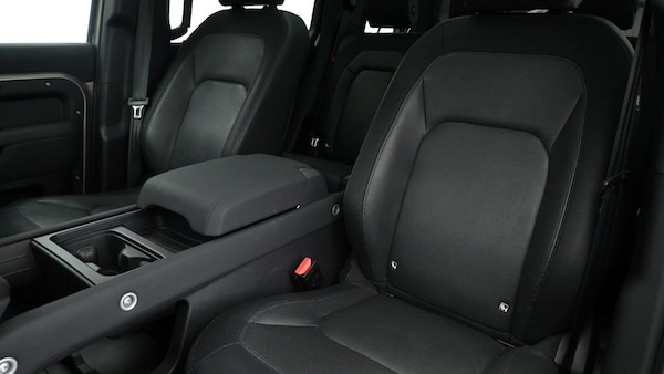 Used Land Rover Defender 110 2023 for sale - 74405385: Photo 4