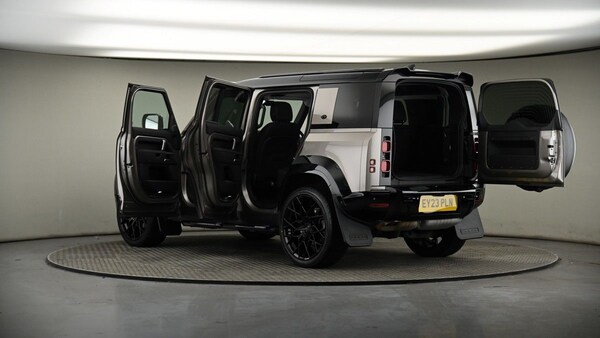 Used Land Rover Defender 110 2023 for sale - 74405385: Photo 53