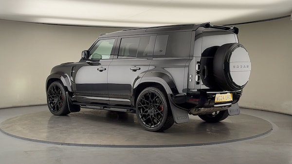 Used Land Rover Defender 110 2024 for sale - 75999288: Photo 32