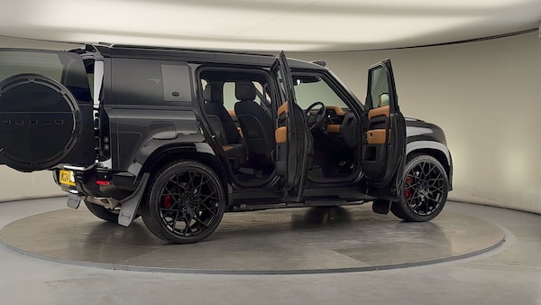 Used Land Rover Defender 110 2024 for sale - 75999288: Photo 64