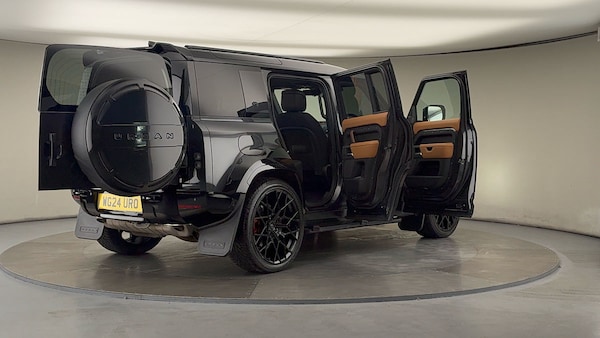 Used Land Rover Defender 110 2024 for sale - 75999288: Photo 65