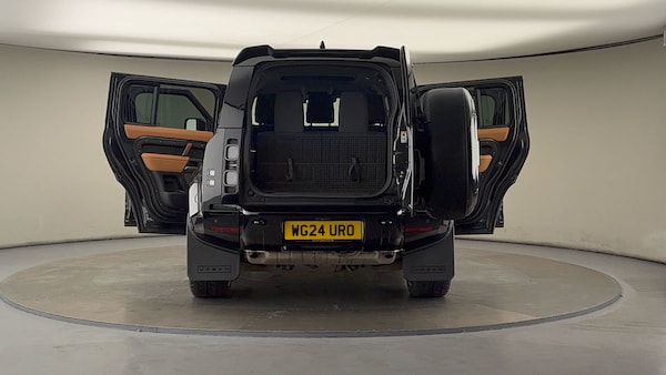 Used Land Rover Defender 110 2024 for sale - 75999288: Photo 67