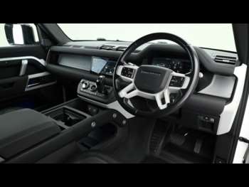 Used Land Rover Defender 90 2021 for sale - 74107093: Photo