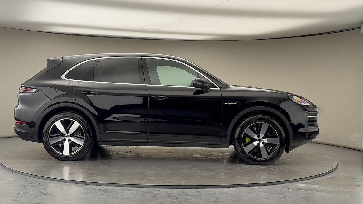 Used Porsche Cayenne 2024 for sale - 77584244: Photo 16
