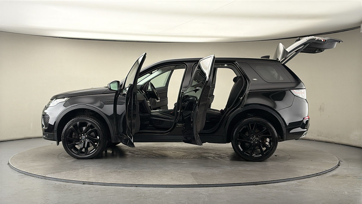 Used Land Rover Discovery Sport 2019 for sale - 77937582: Photo 47