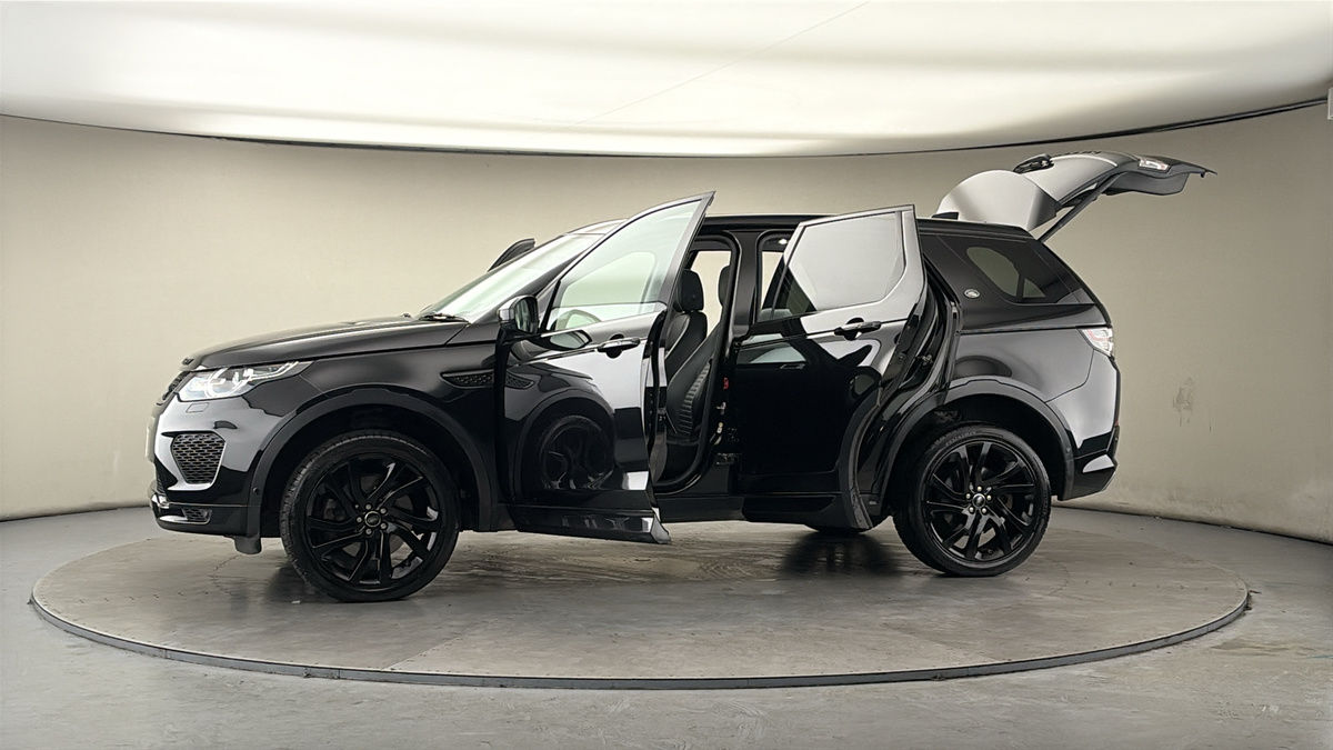 Used Land Rover Discovery Sport 2019 for sale - 77937582: Photo 48