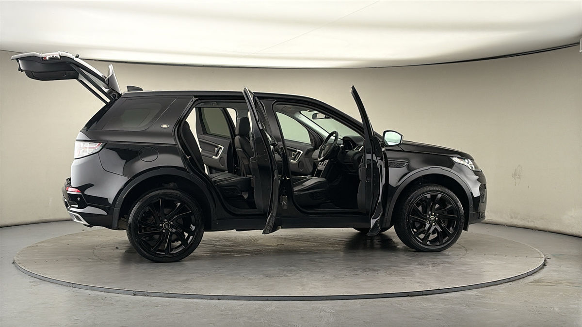 Used Land Rover Discovery Sport 2019 for sale - 77937582: Photo 57