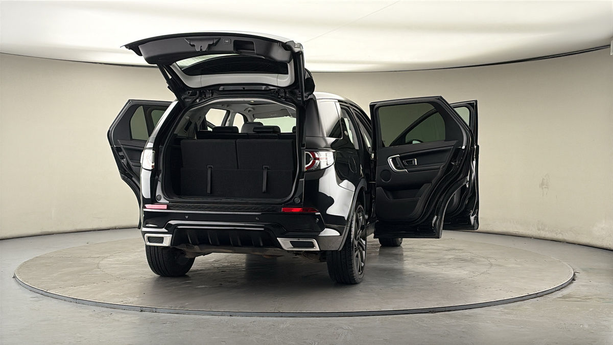 Used Land Rover Discovery Sport 2019 for sale - 77937582: Photo 60