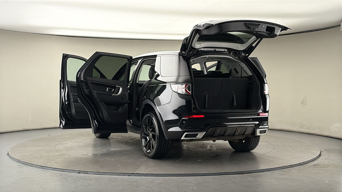 Used Land Rover Discovery Sport 2019 for sale - 77937582: Photo 62