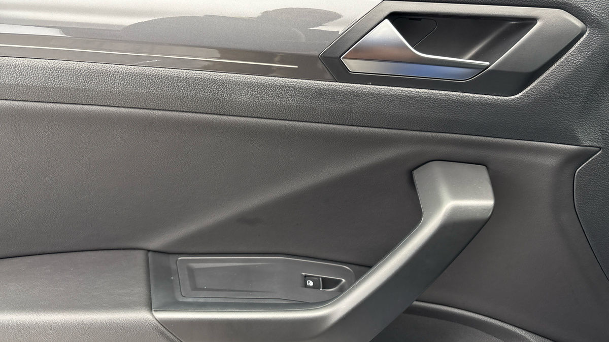 Used Volkswagen T-Roc 2021 for sale - 76396742: Photo 19