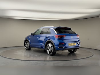 Used Volkswagen T-Roc 2021 for sale - 76396742: Photo