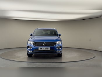 Used Volkswagen T-Roc 2021 for sale - 76396742: Photo