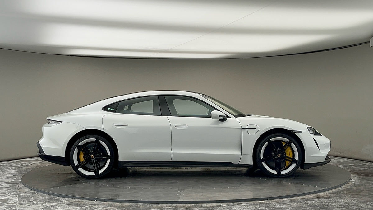 Used Porsche Taycan 2021 for sale - 75729966: Photo 16