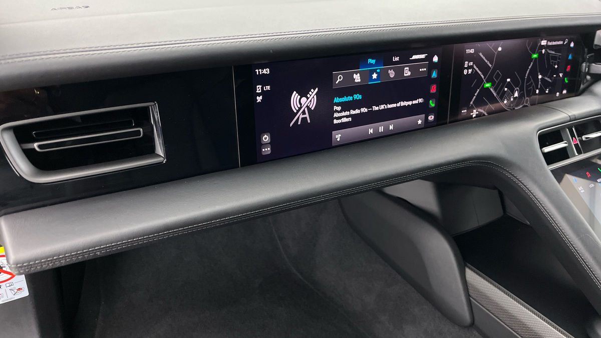 Used Porsche Taycan 2021 for sale - 75729966: Photo 26