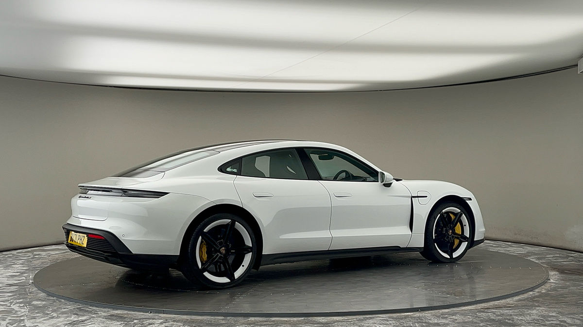 Used Porsche Taycan 2021 for sale - 75729966: Photo 40