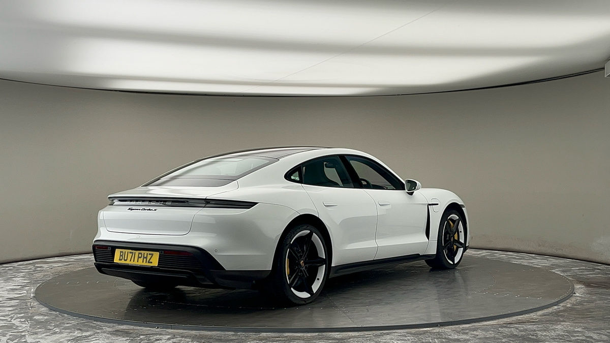 Used Porsche Taycan 2021 for sale - 75729966: Photo 41