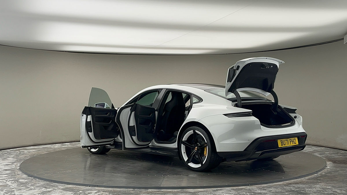 Used Porsche Taycan 2021 for sale - 75729966: Photo 45