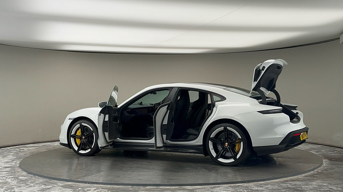 Used Porsche Taycan 2021 for sale - 75729966: Photo 47