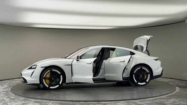 Used Porsche Taycan 2021 for sale - 75729966: Photo 49