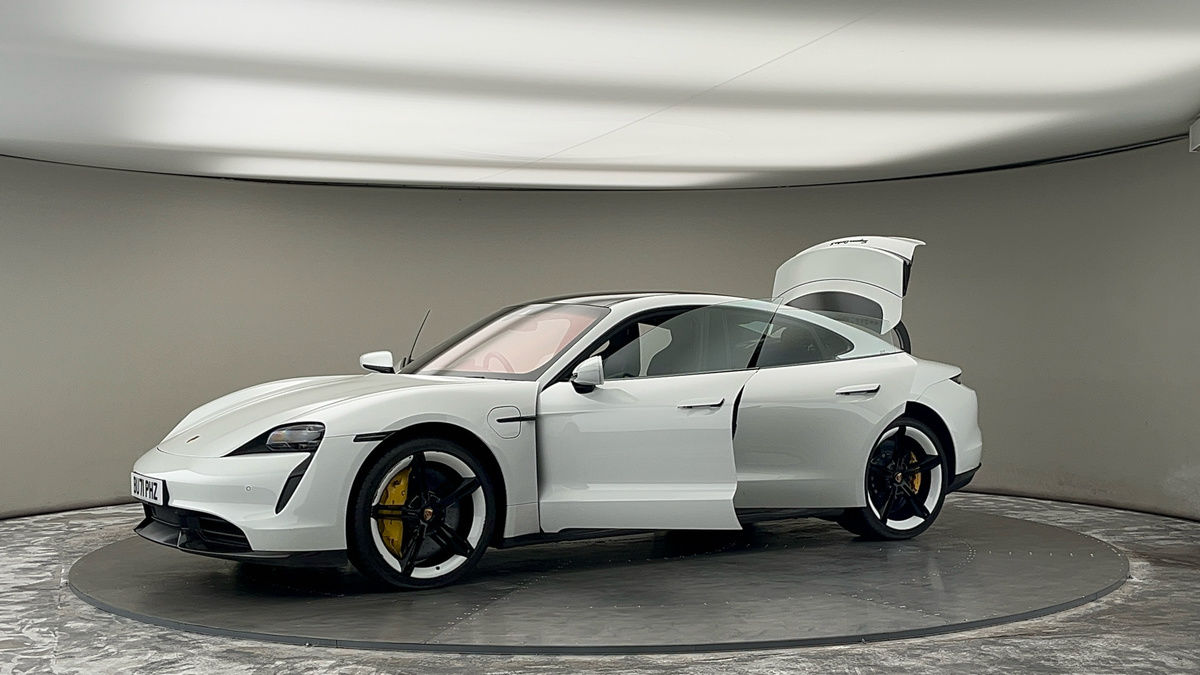 Used Porsche Taycan 2021 for sale - 75729966: Photo 50