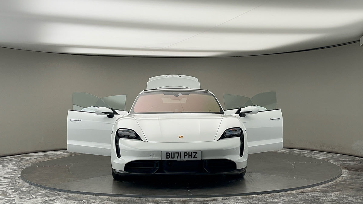 Used Porsche Taycan 2021 for sale - 75729966: Photo 53