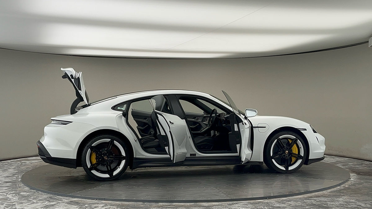 Used Porsche Taycan 2021 for sale - 75729966: Photo 58