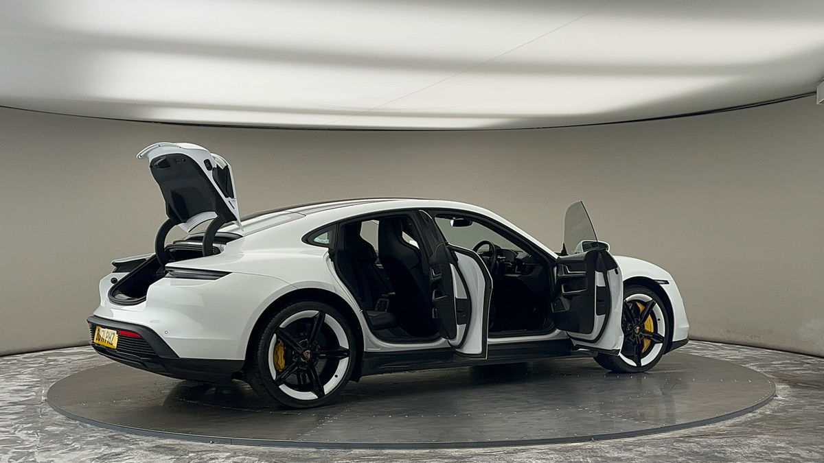 Used Porsche Taycan 2021 for sale - 75729966: Photo 59