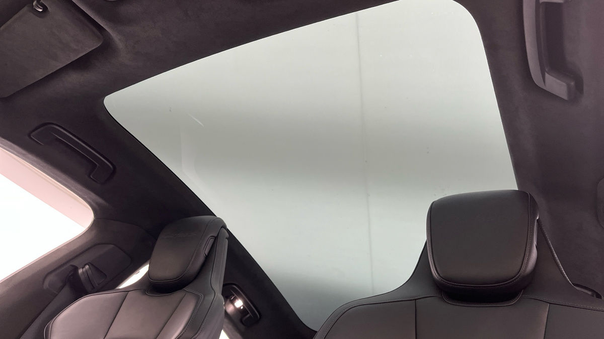 Used Porsche Taycan 2021 for sale - 75729966: Photo 6