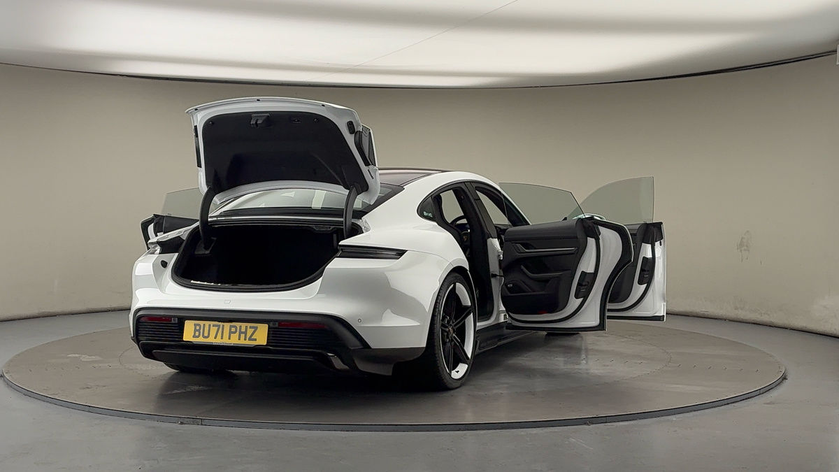 Used Porsche Taycan 2021 for sale - 75729966: Photo 63