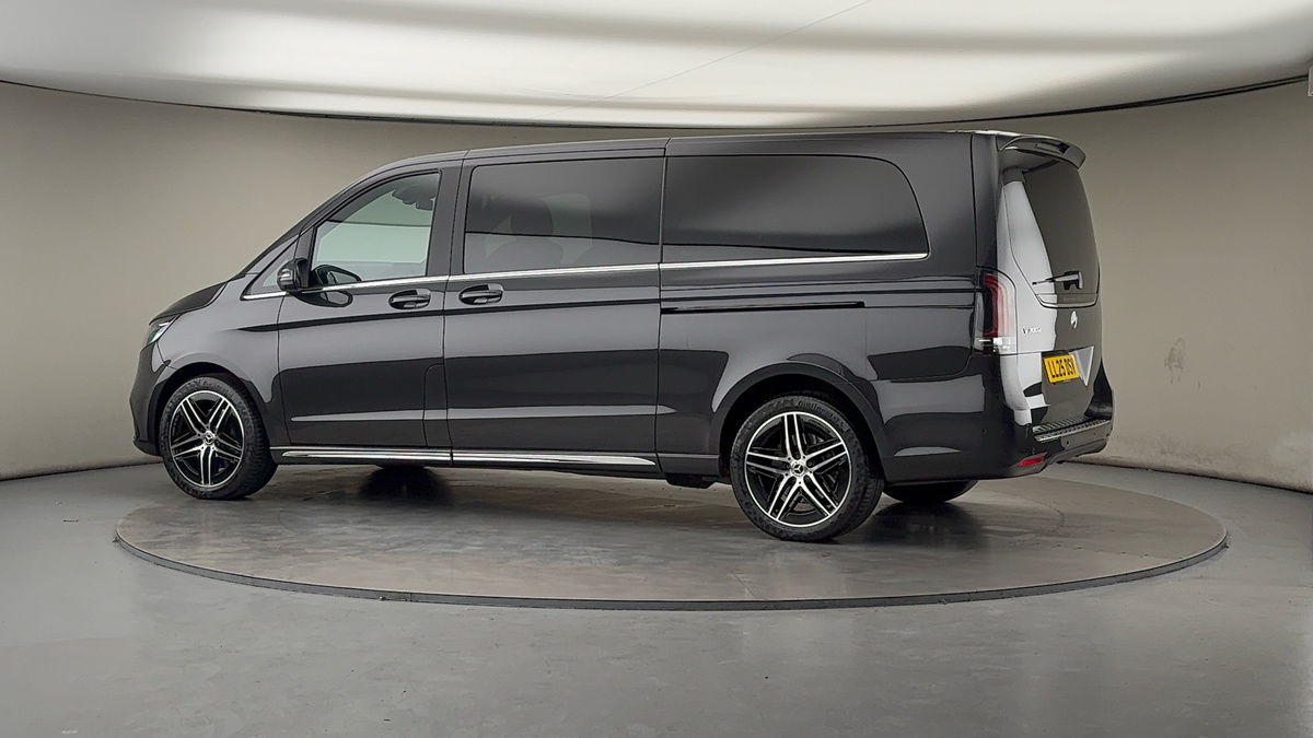 Used Mercedes-Benz V-Class 2025 for sale - 78213280: Photo 26