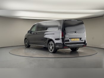 Used Mercedes-Benz V-Class 2025 for sale - 78213280: Photo