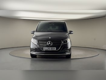 Used Mercedes-Benz V-Class 2025 for sale - 78213280: Photo
