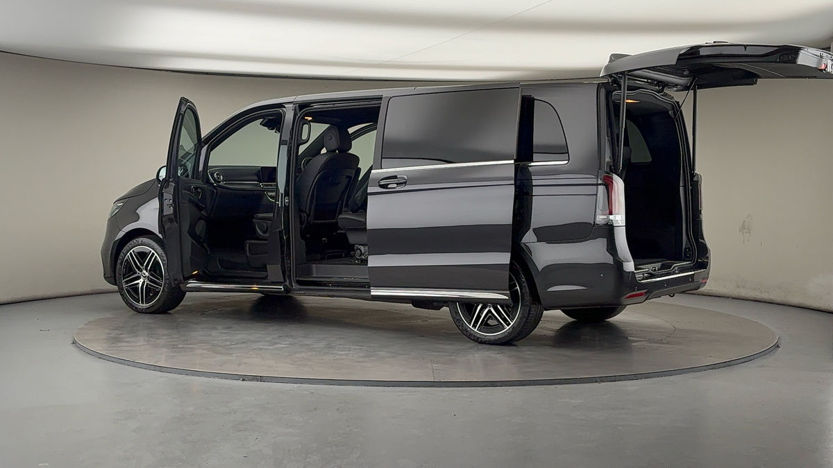 Used Mercedes-Benz V-Class 2025 for sale - 78213280: Photo 45