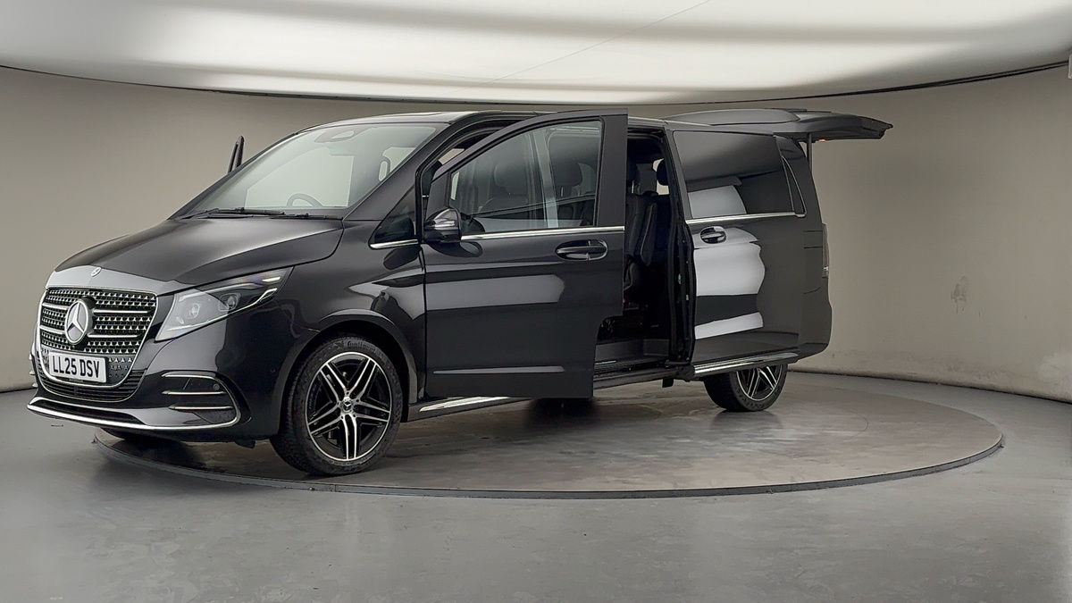 Used Mercedes-Benz V-Class 2025 for sale - 78213280: Photo 49