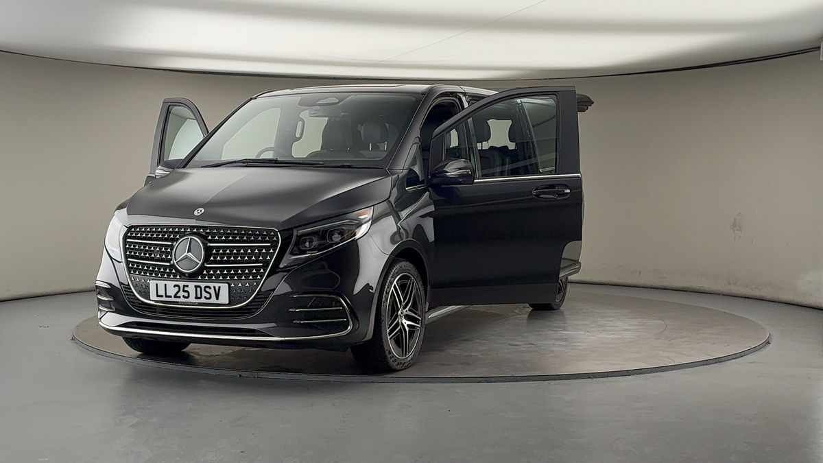 Used Mercedes-Benz V-Class 2025 for sale - 78213280: Photo 50