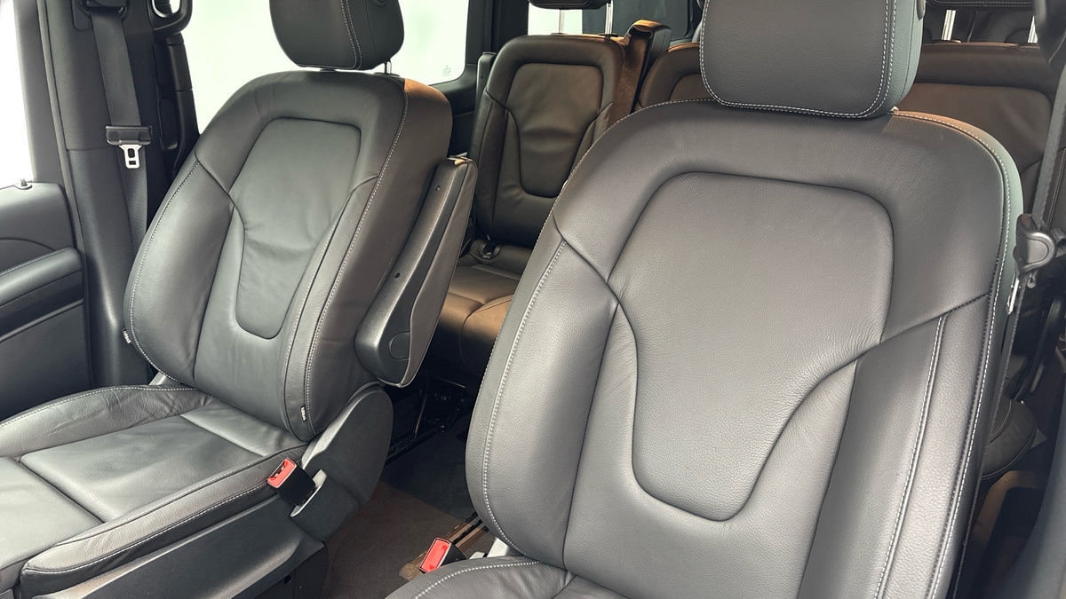 Used Mercedes-Benz V-Class 2025 for sale - 78213280: Photo 7